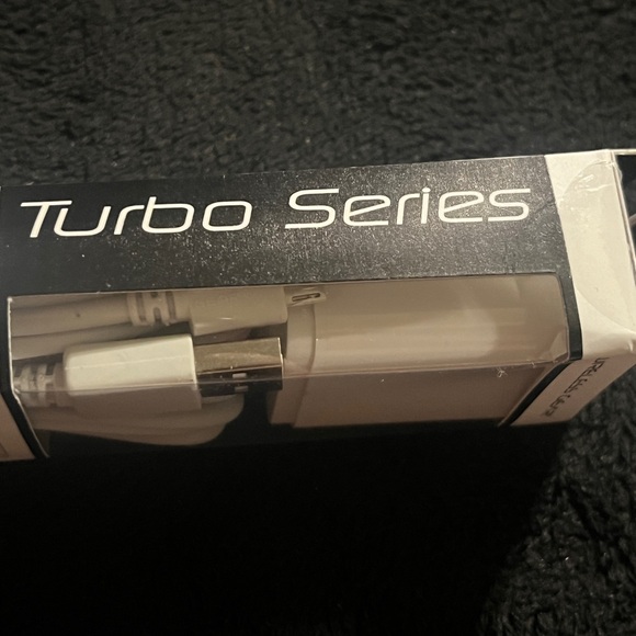 Wireless Gear Micro USB Devices ( 10’ cable and Wall charger ) White - Picture 2 of 5